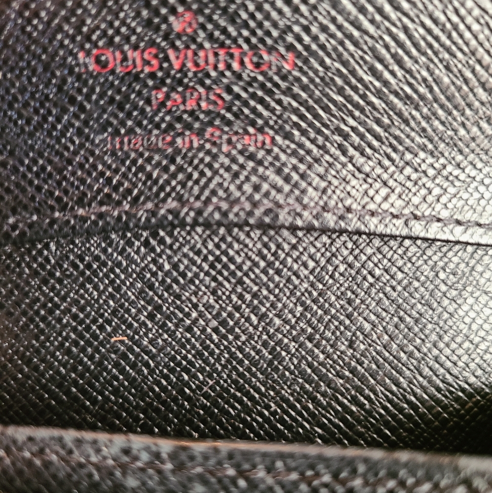 Louis Vuitton EPI coin wallet - Picture 6 of 10